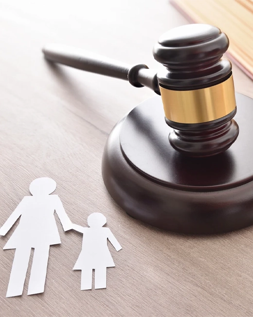 Child custody attorney Union City - gavel and family